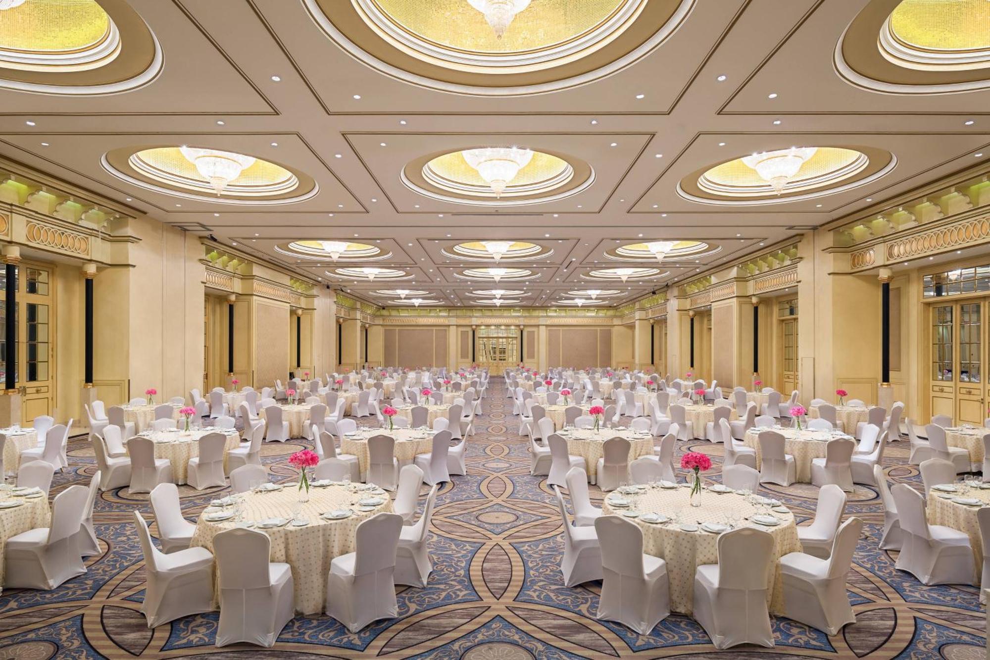 达曼喜来登会议中心酒店 外观 照片 The Grand Ballroom
